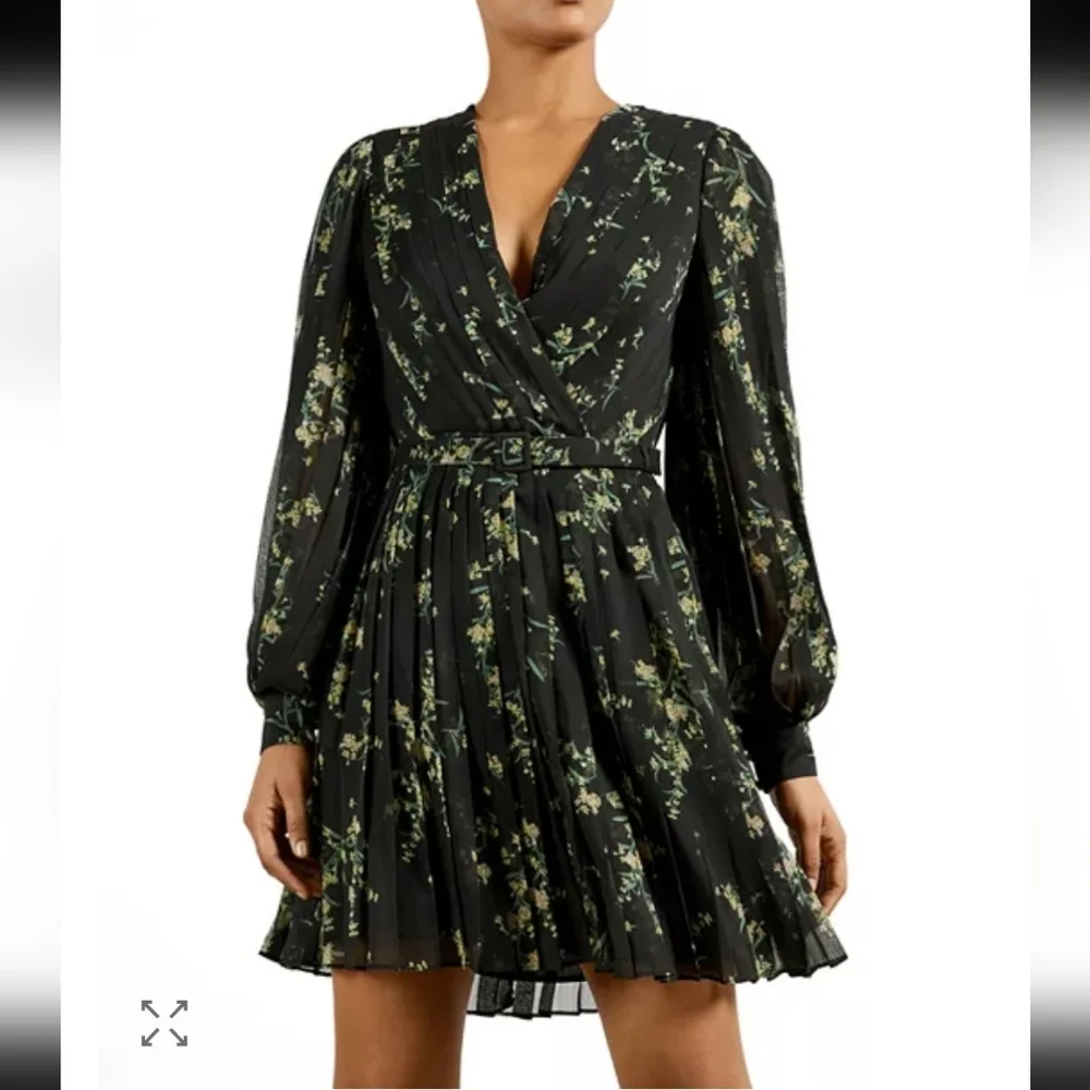 Ted Baker Black Floral Pleated Mini Dress Size 10 - Picture 1 of 10
